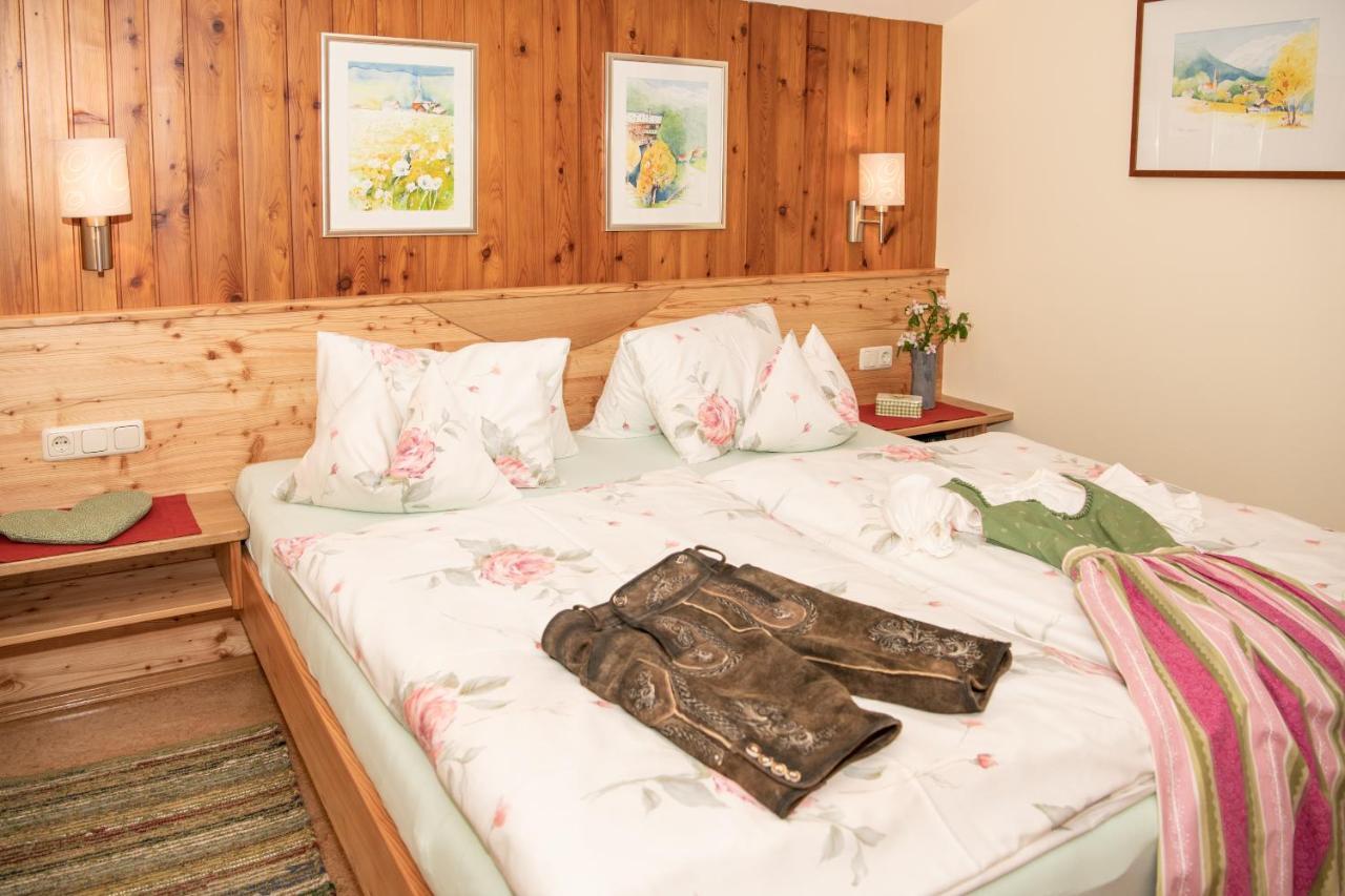 Appartement-Pension Fahrnberggut Rauris Buitenkant foto
