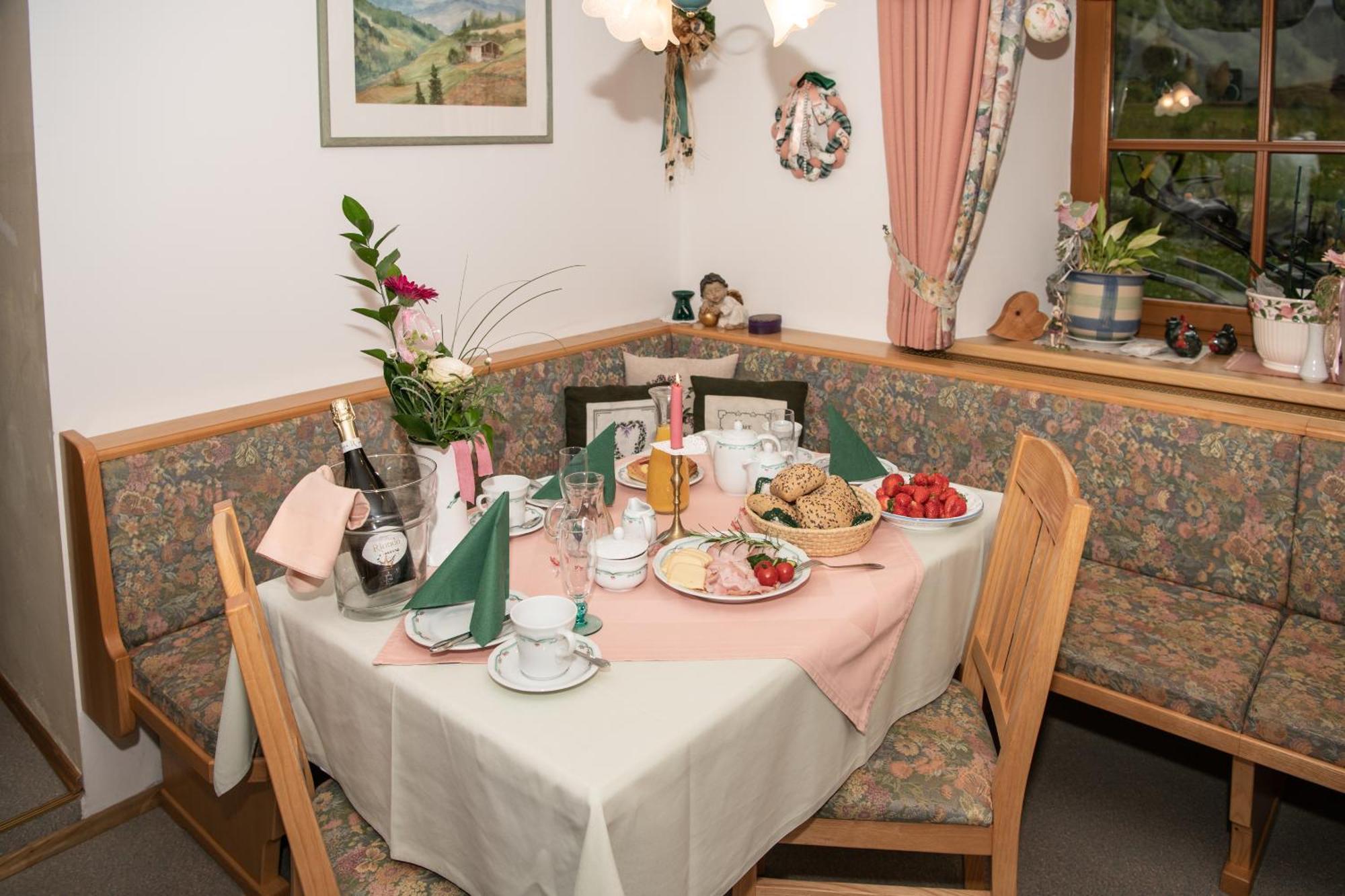 Appartement-Pension Fahrnberggut Rauris Kamer foto