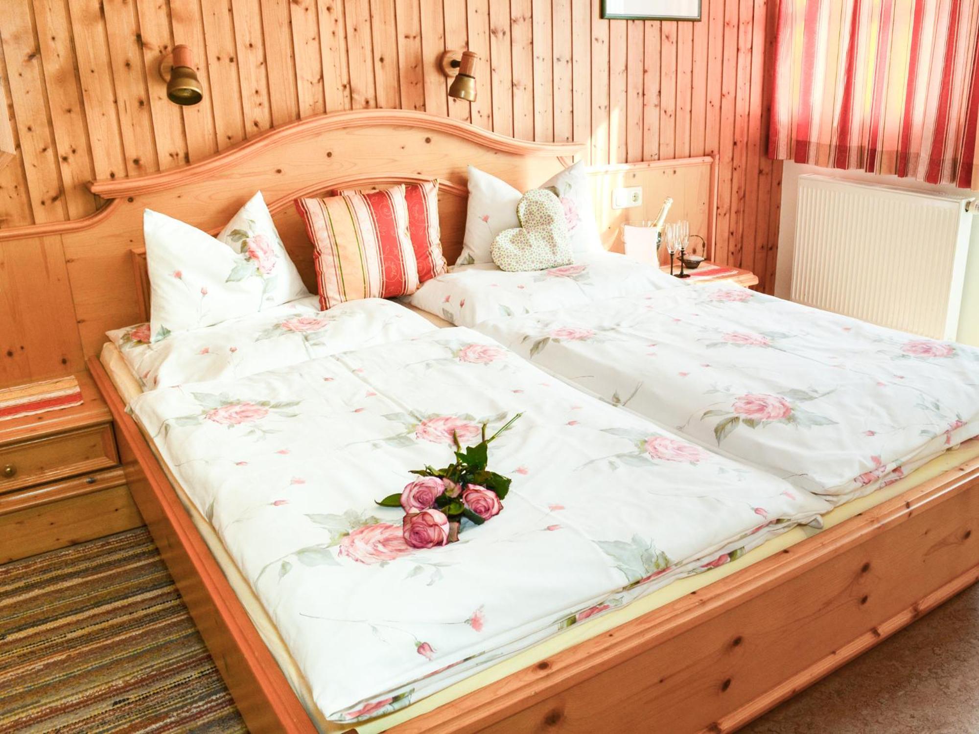 Appartement-Pension Fahrnberggut Rauris Buitenkant foto